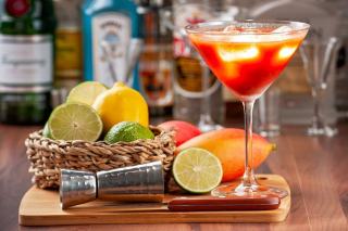 Grand verre à cocktail martini - Élégance classique
