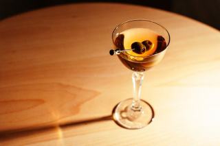 Verre doseur noir pour cocktail - Mesure précise en cl